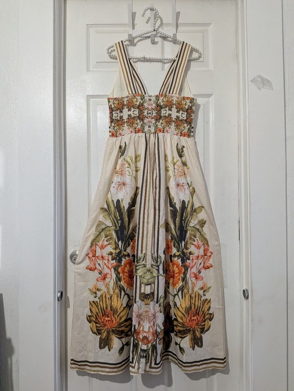 Commense Tropical Floral Print Deep V-Neck Maxi Dress - Picture 12 of 16